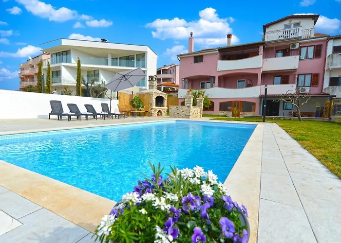 Apartments Violete 742