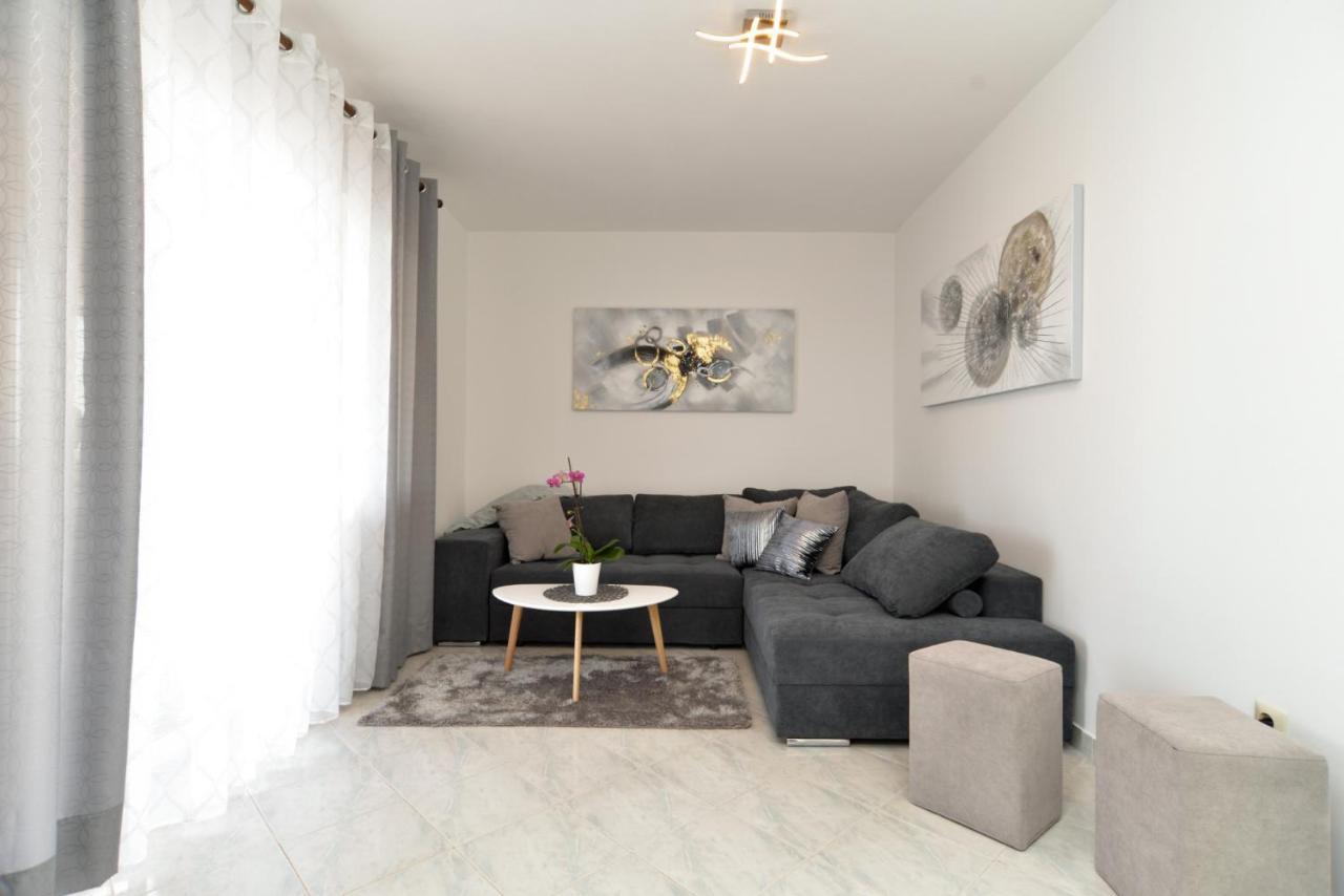 Violete 742 Apartman