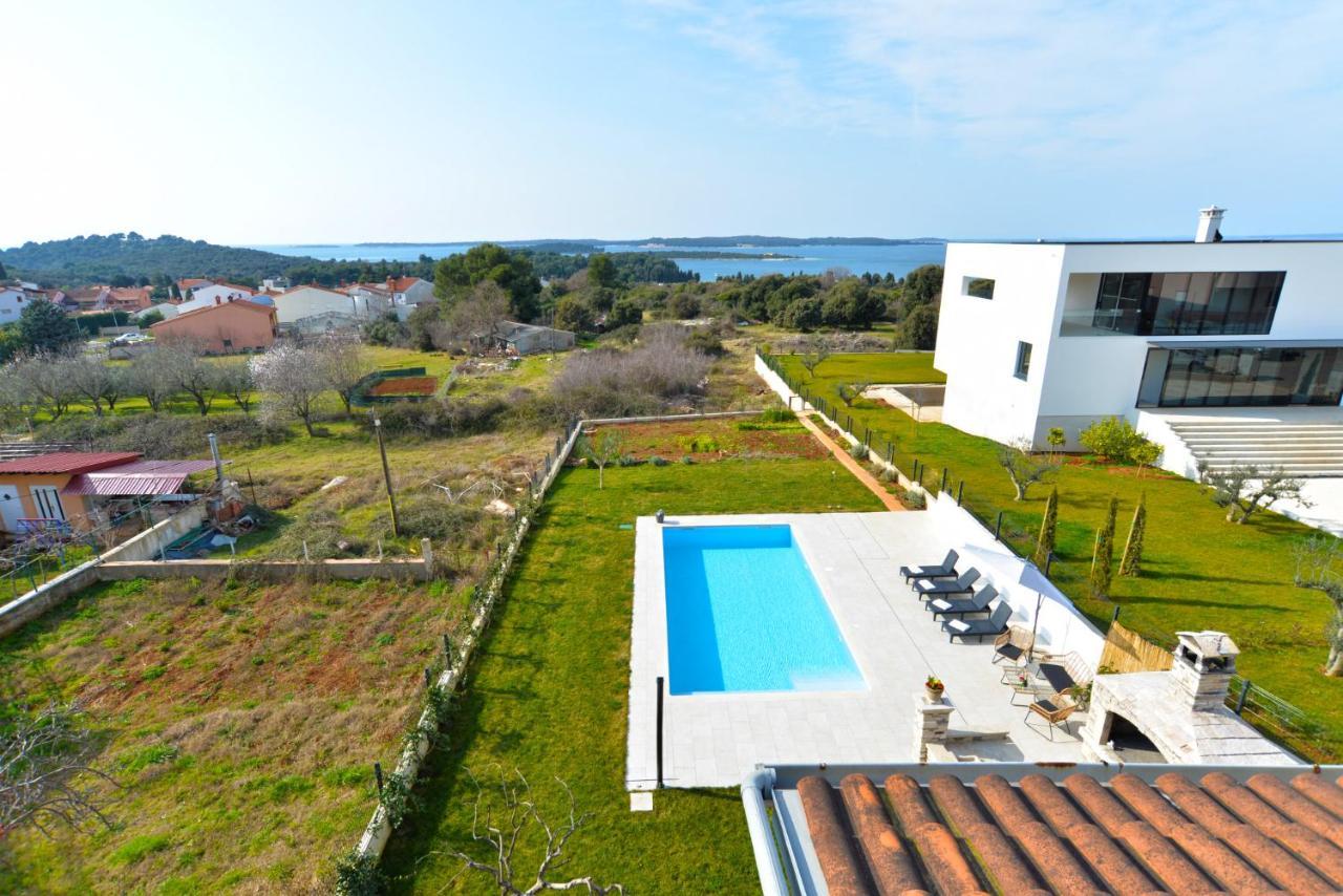 Violete 742 Apartman *